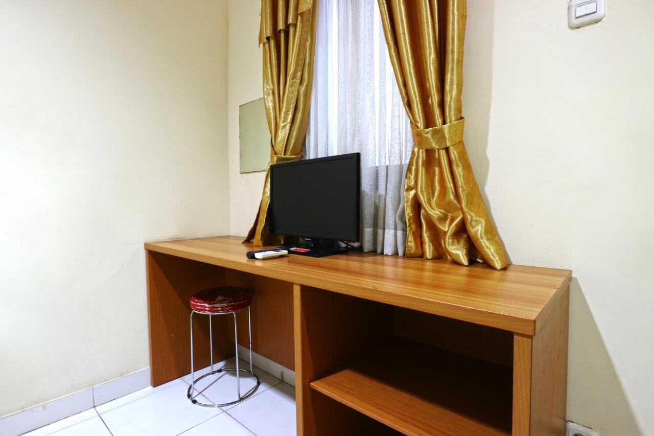 Sabrina Guest House Jakarta Exterior foto